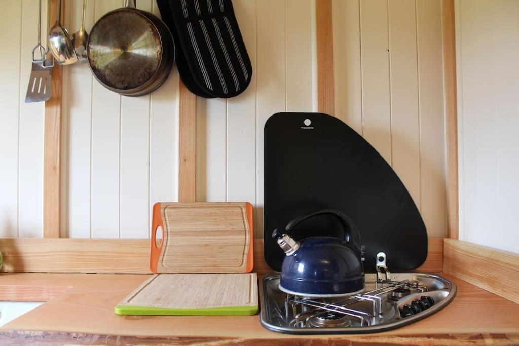 The Shepherds Hut Shrewsbury Zewnętrze zdjęcie
