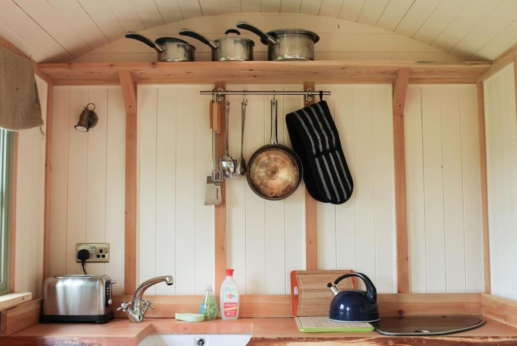 The Shepherds Hut Shrewsbury Zewnętrze zdjęcie